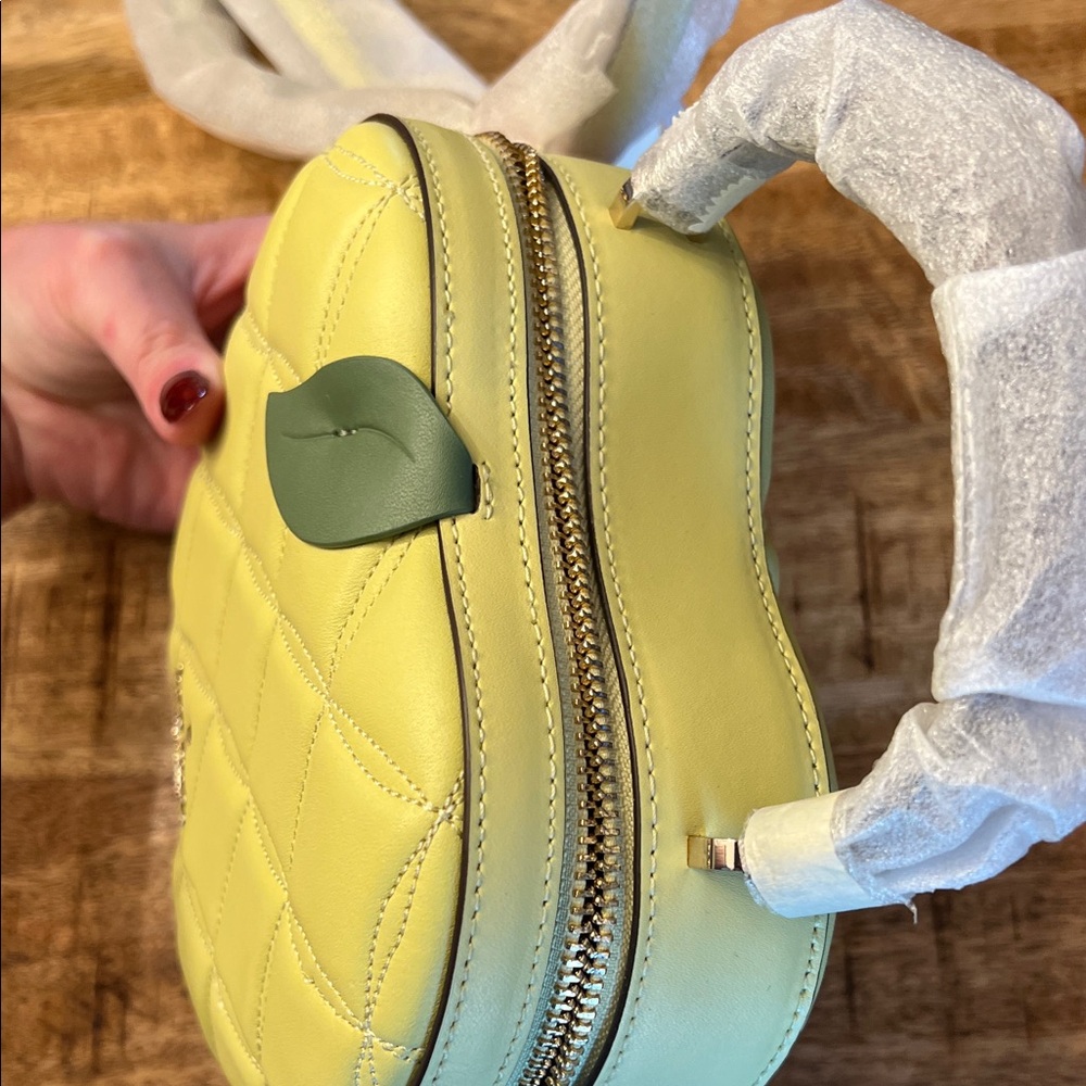 kate spade โ ๏ธ pale yellow quilted heart mini satchel with green leaf ๐ ๐ - Picture 13 of 14